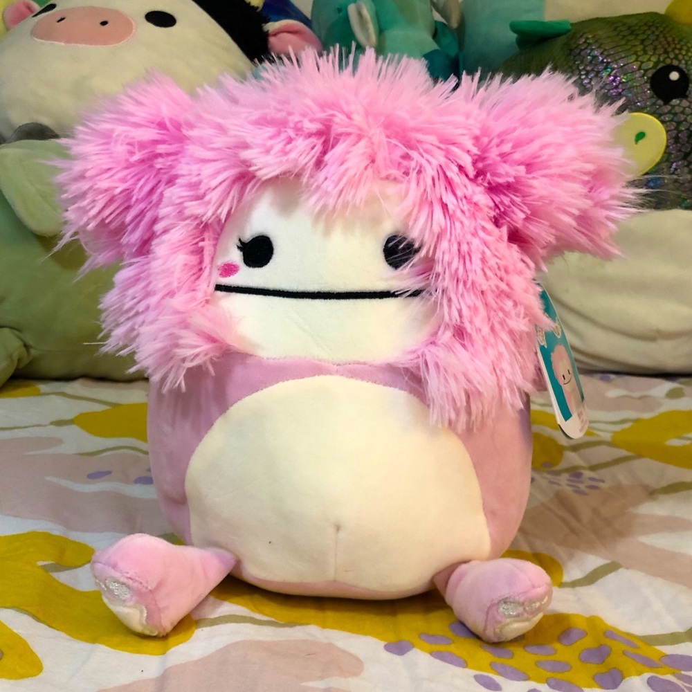 Brina 8” NWT Bigfoot Squishmallow